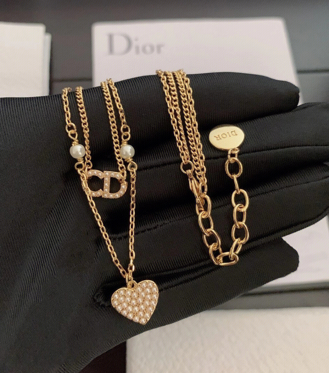 迪奥最新款的项链,迪奥最新款项链，时尚之巅的璀璨明珠