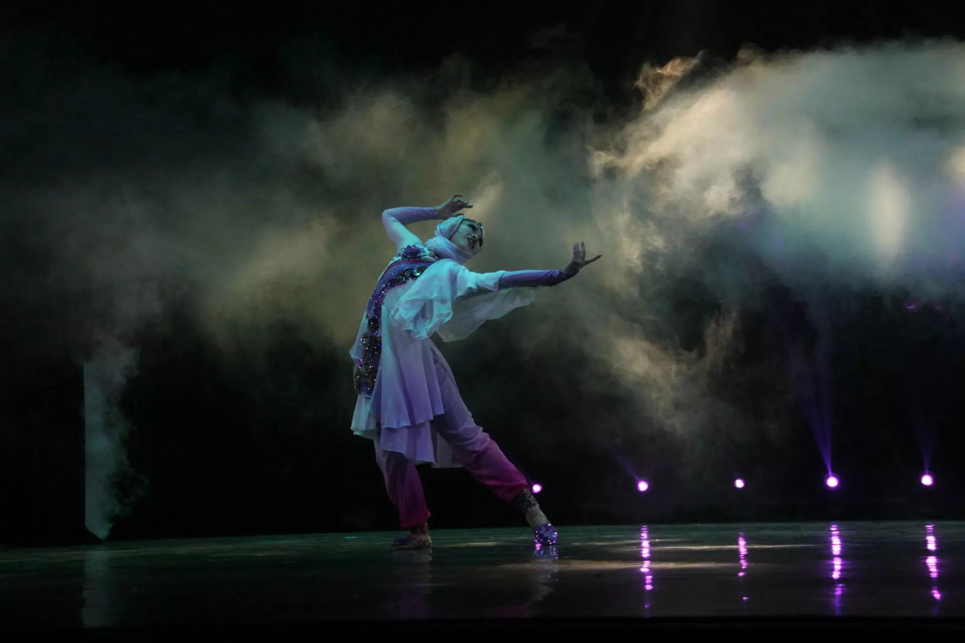 最新民族舞蹈剧目独舞教程，一步步带你完成学习之旅