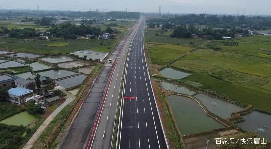 眉山交通最新动态，小城交通奇遇与家的温馨纽带