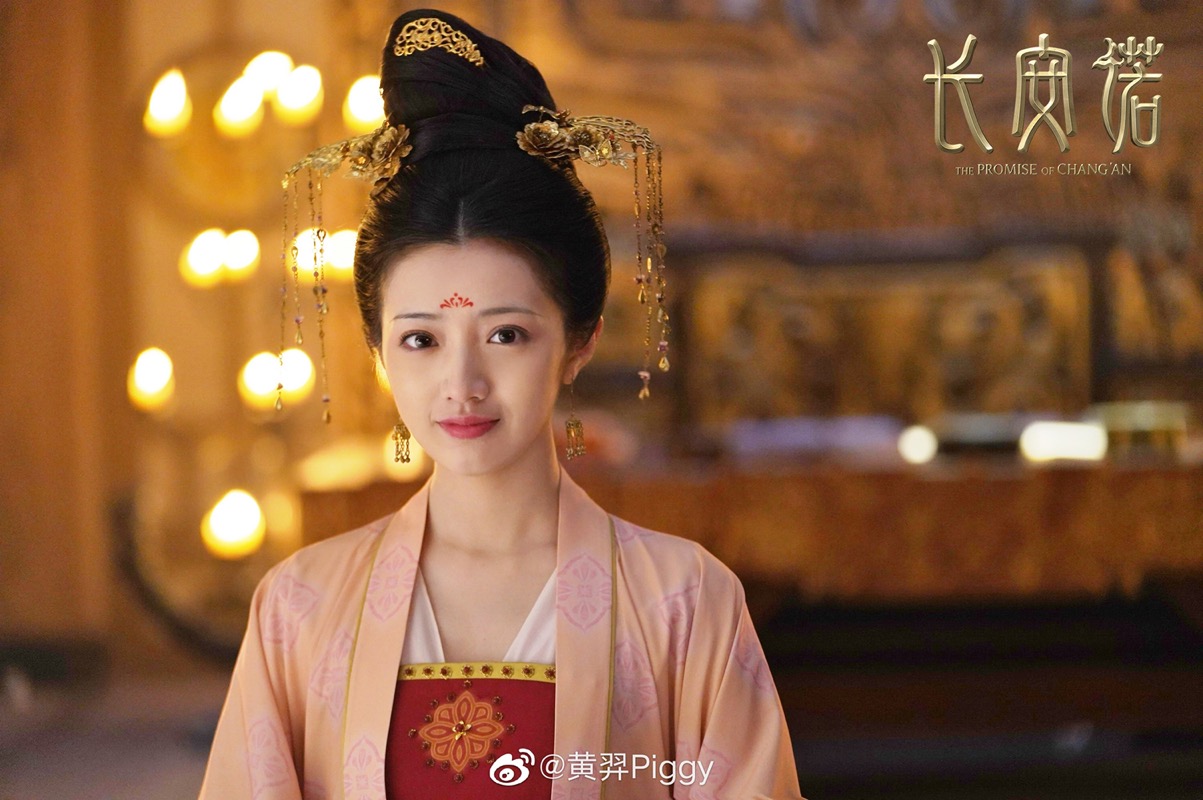 与卿书电视剧，励志之光，探寻自信与成长的启示录