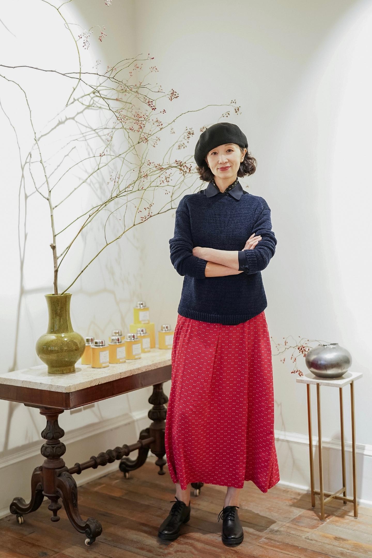 最新女生时尚穿搭指南，自信展现个性魅力，拥抱时尚变化的力量