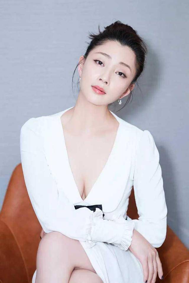 殷桃的演艺之路，年龄与辉煌的历程