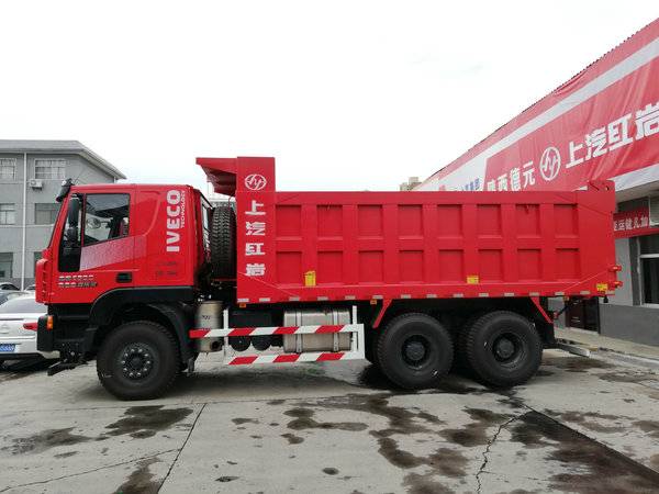 红岩杰狮自卸车新款390，驾驭变化，成就非凡之路的利器