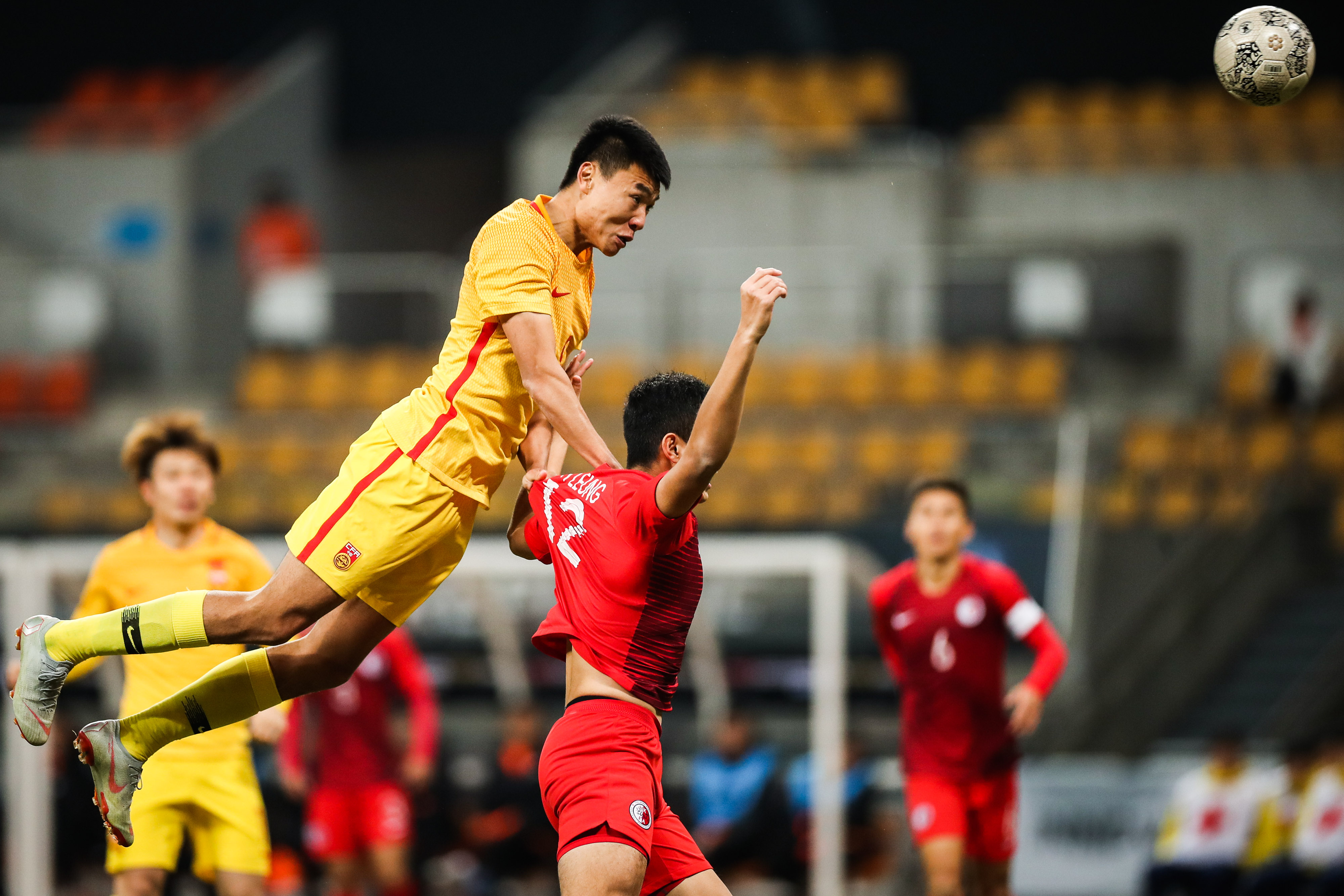 中国男足今晚比赛结果，变化、自信与成就的力量展现赛场风采