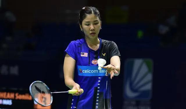 羽毛球比赛发球，技巧、规则与战术深度解析