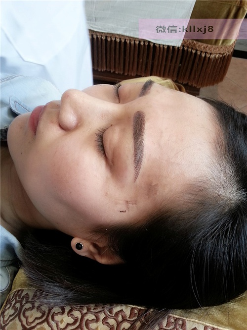 纹眉新技术详解，初学者与进阶用户的纹眉步骤指南