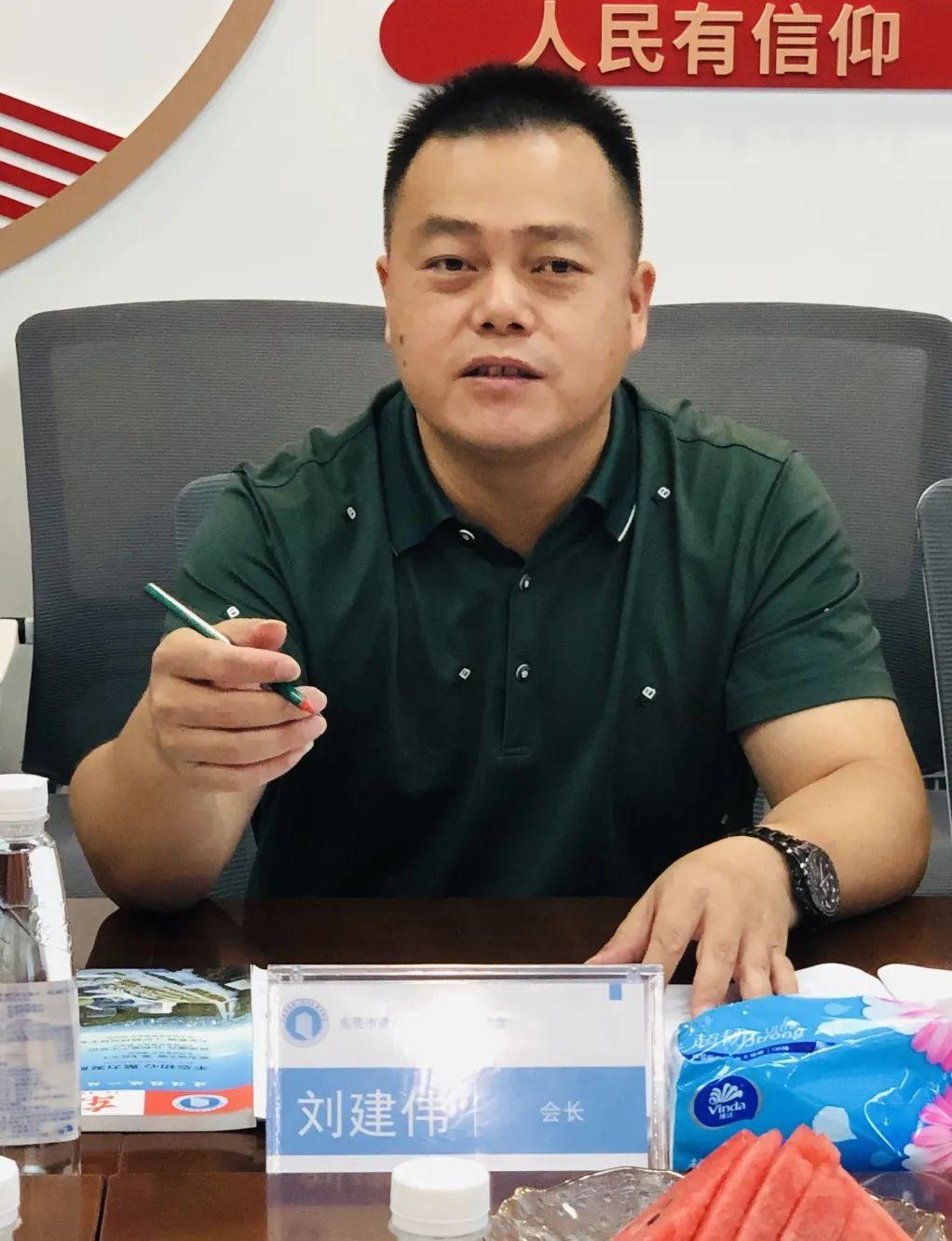 领导动态章节,领导动态章节,变化中的力量与自信成就之歌