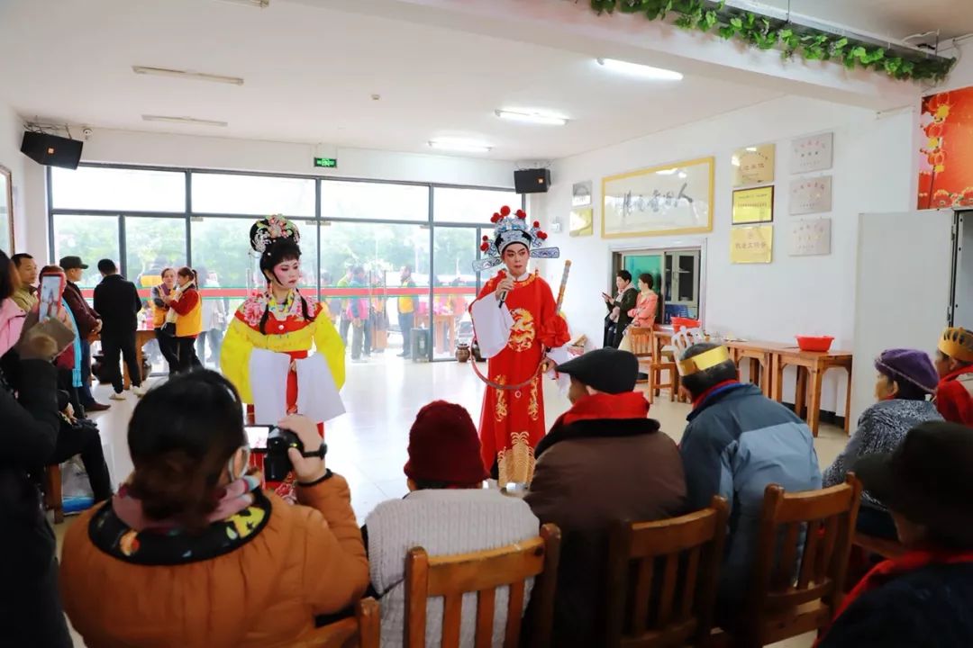 红娘子2最新动态揭秘，小巷中的独特美食探险之旅