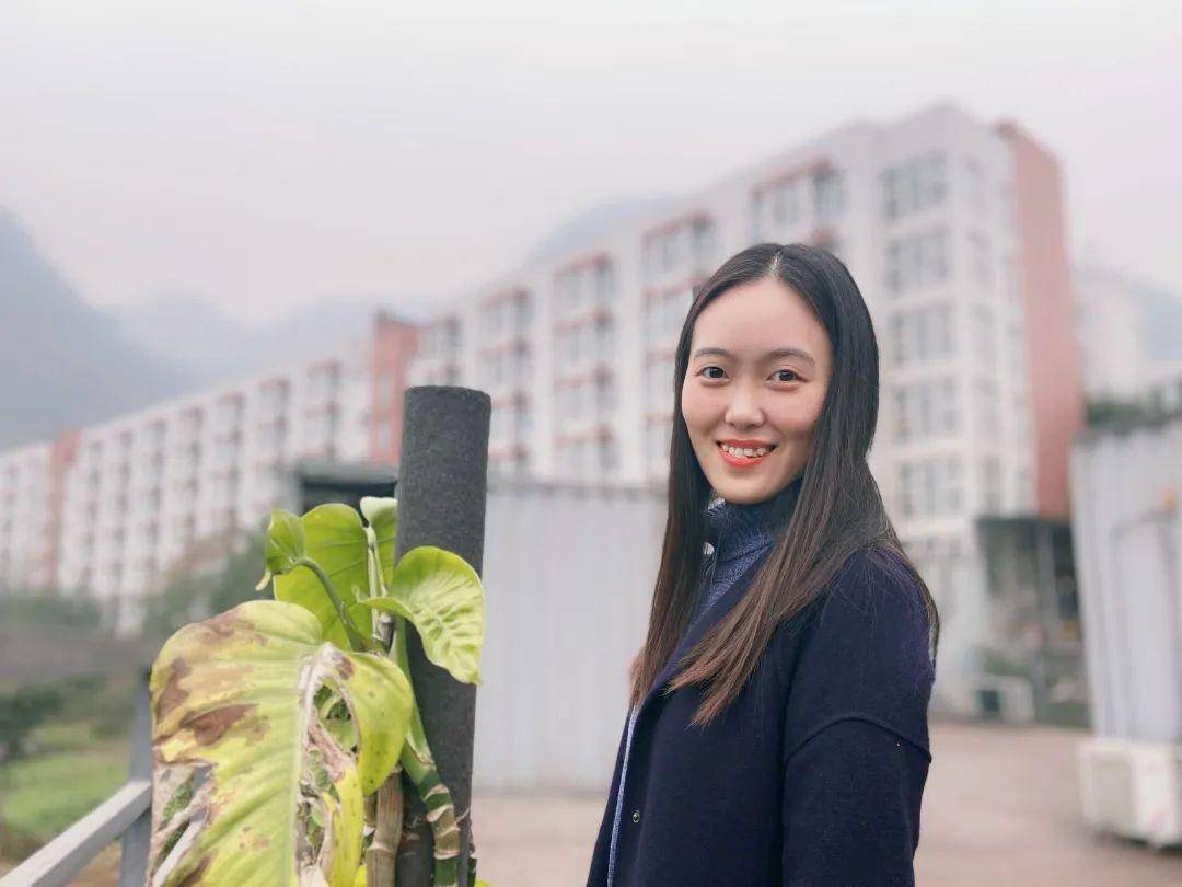 易琼最新与自然美景的邂逅，寻找内心平和之地