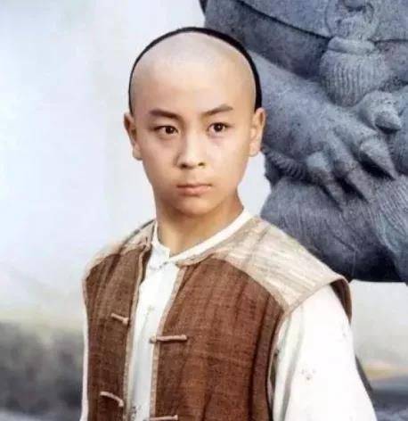 释小龙电影历程，见证自信与成长的励志之路