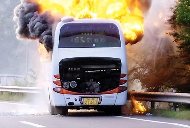 河南爆炸事件最新消息,震惊与反思的交汇点引发社会关注热议