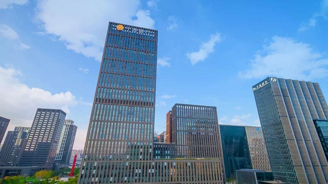 银行上市，资本市场的新篇章开启